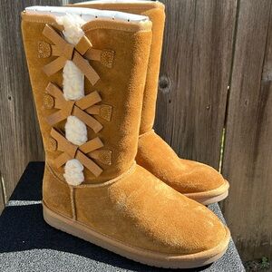 Koolaburra By Ugg Victoria Tall Boot women size 5